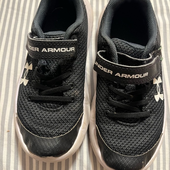 Under Armour Kids Black and White Sneakers - Picture 1 of 3